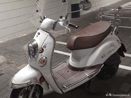 Kymco Sento beige