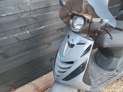 Piaggio Zip grijs
