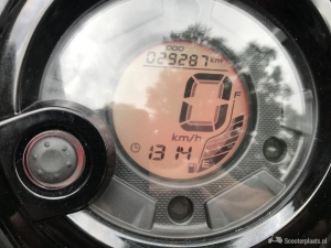 Yamaha Aerox grijs
