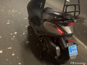 Piaggio Zip grijs