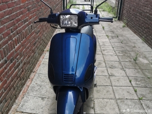 Agm VX50 geel kenteken - Scooterplaats