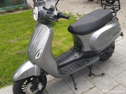 Cheapscooter Riva. zilver