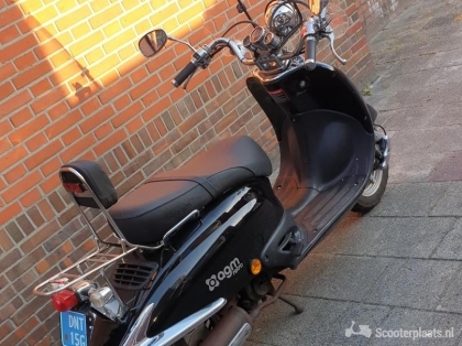 Ik verkoop hierbij mijn goed lopende snorscooter