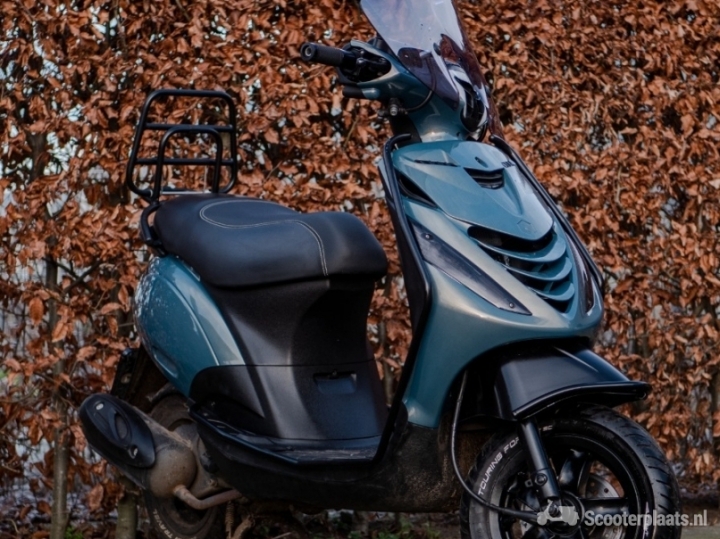 Piaggio Zip blauw