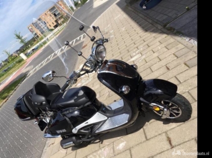 Grande retro scooter te koop 2016. Slechts 1500km