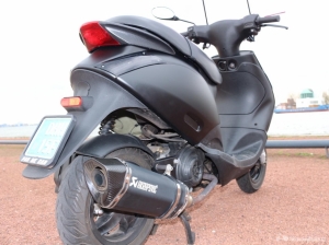 Piaggio Zip matzwart