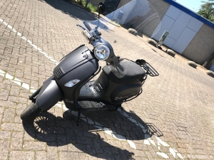 ZEER EERLIJK SCOOTER MET GARANTIE