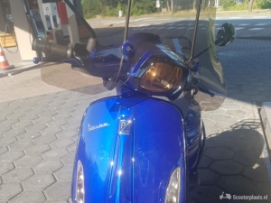 Vespa Sprint blauw