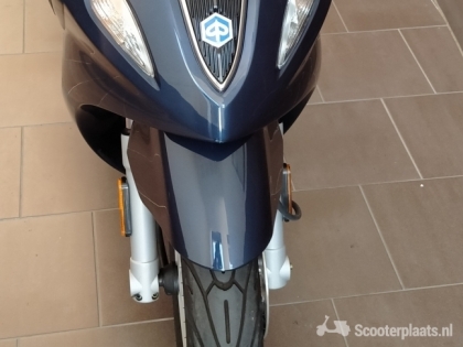 Piaggio Fly blauw