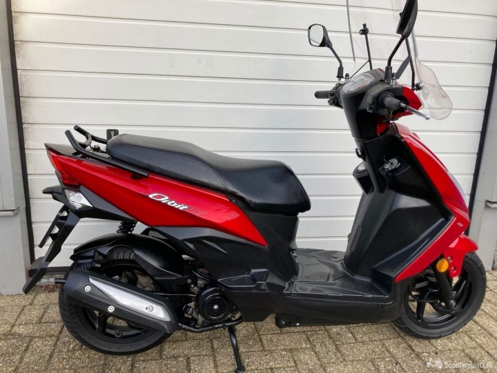 Sym Orbit rood