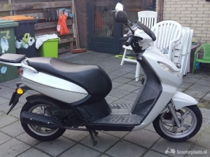 Peugeot Kisbee zilver