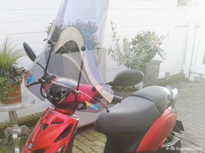 Piaggio Zip rood