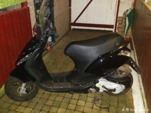 Piaggio Zip zwart