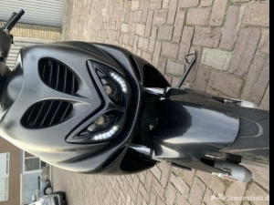 Yamaha Aerox zwart