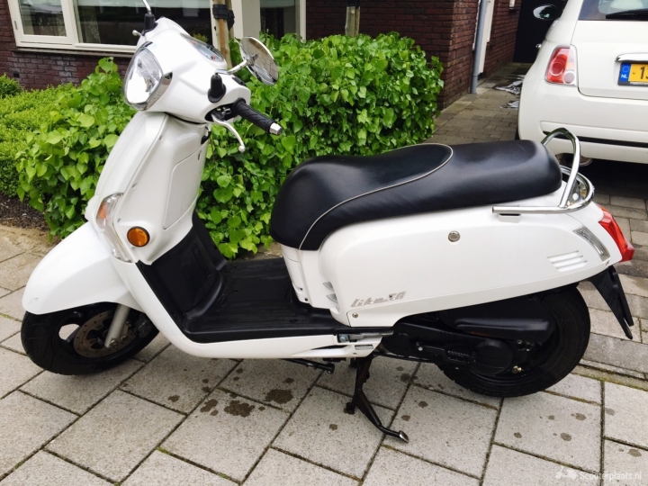 Kymco Like 50 45km WIT - Scooterplaats