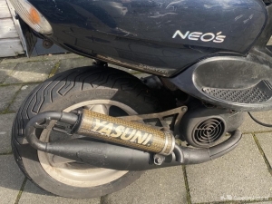 Yamaha NeoS blauw