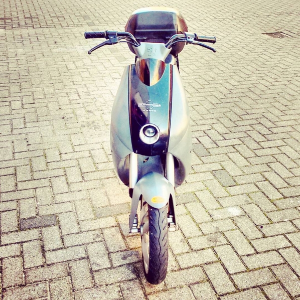 Peugeot ludix (bezorg)scooter, brommer met gratis - Scooterplaats