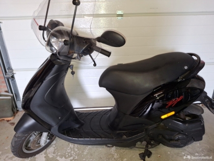 scooter Piaggio Zip