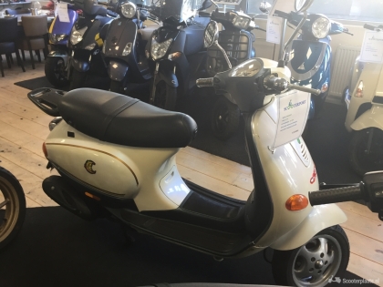 Vespa Overig beige