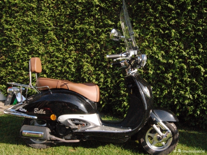 Bella retro scooter te koop ! - Scooterplaats