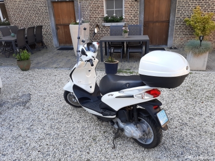 Piaggio Fly wit