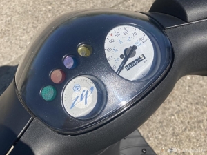 Piaggio Zip zwart