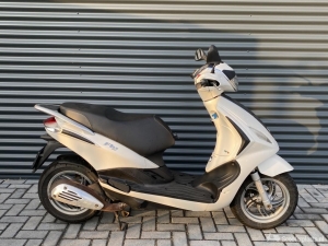 Piaggio Fly wit