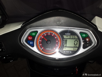 Kymco VP50 wit