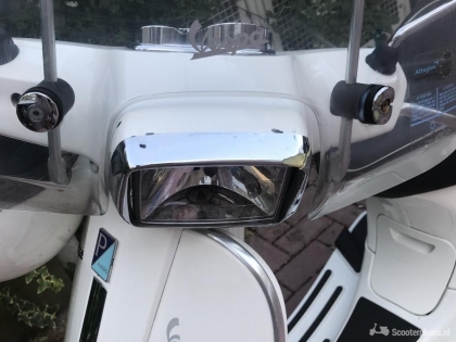 Vespa S wit