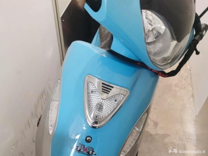 evader qick ev100s25 zonder kenteken incl. accu's