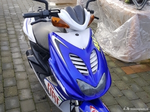 Yamaha Aerox wit