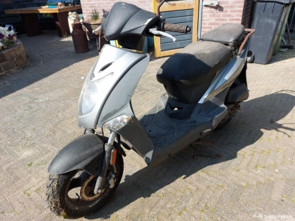 Kymco Agility grijs