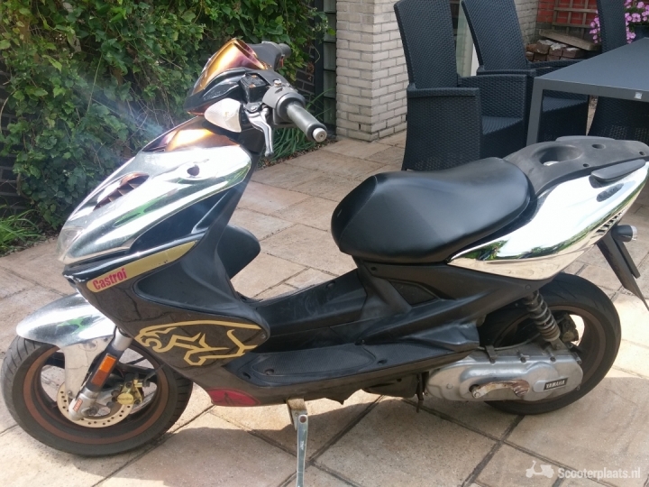 Scooter Yamaha Aerox sa14 uit 2006 - Scooterplaats
