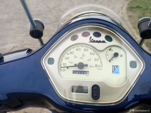 Vespa LX 50 blauw