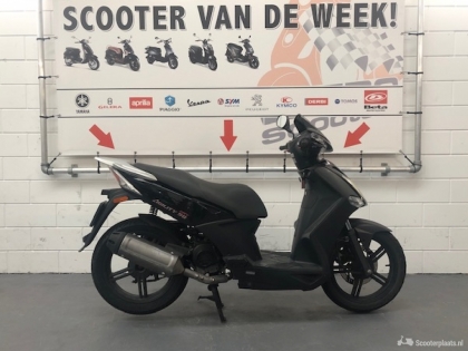 Kymco Agility zwart