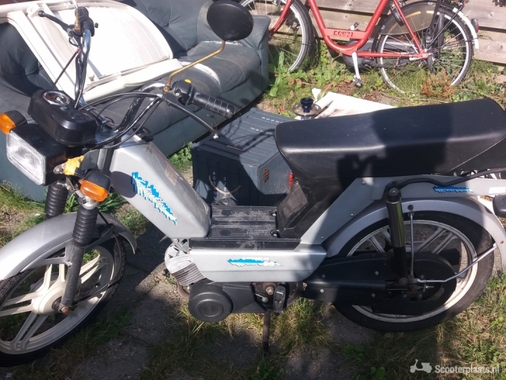 Brommer loop of sloop. Vanaf €50 - Scooterplaats